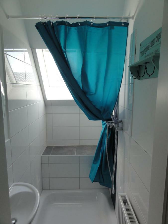 Peanuts Hostel & Meer Surendorf Bagian luar foto