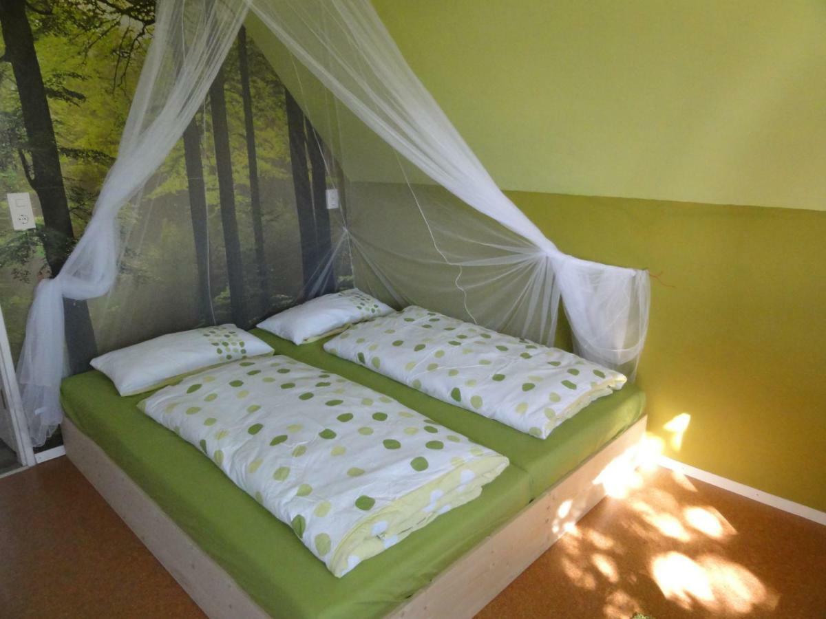 Peanuts Hostel & Meer Surendorf Bagian luar foto